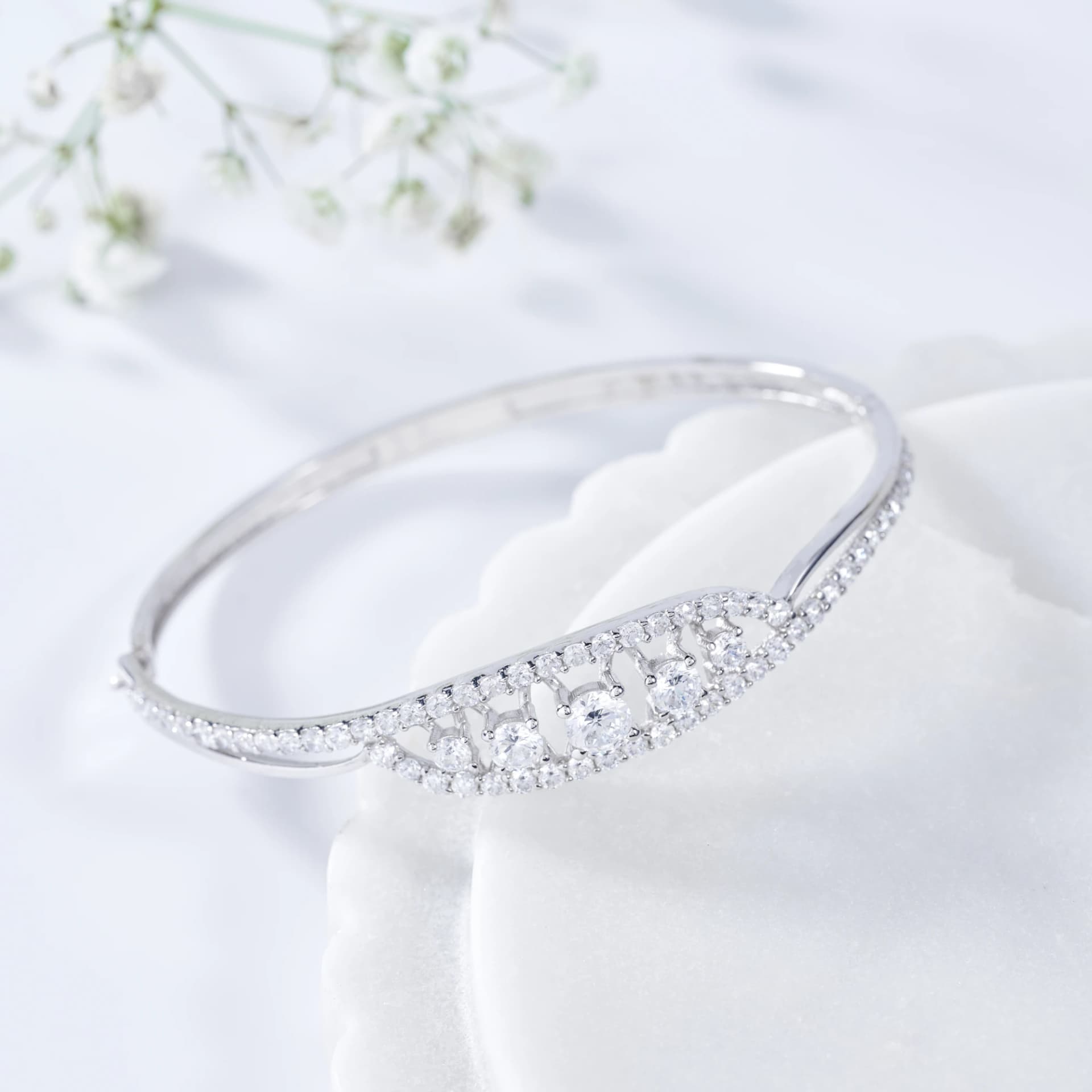 Nova Eye Bracelet