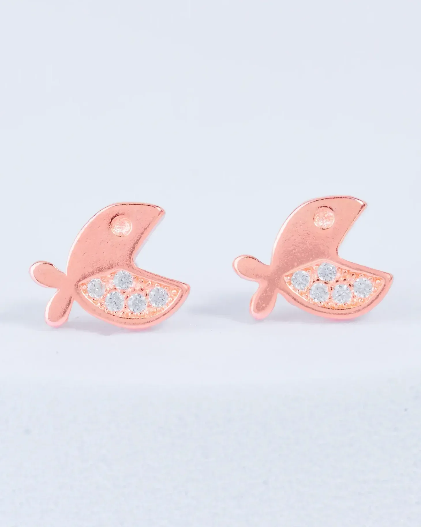 Shimmering Fins Studs