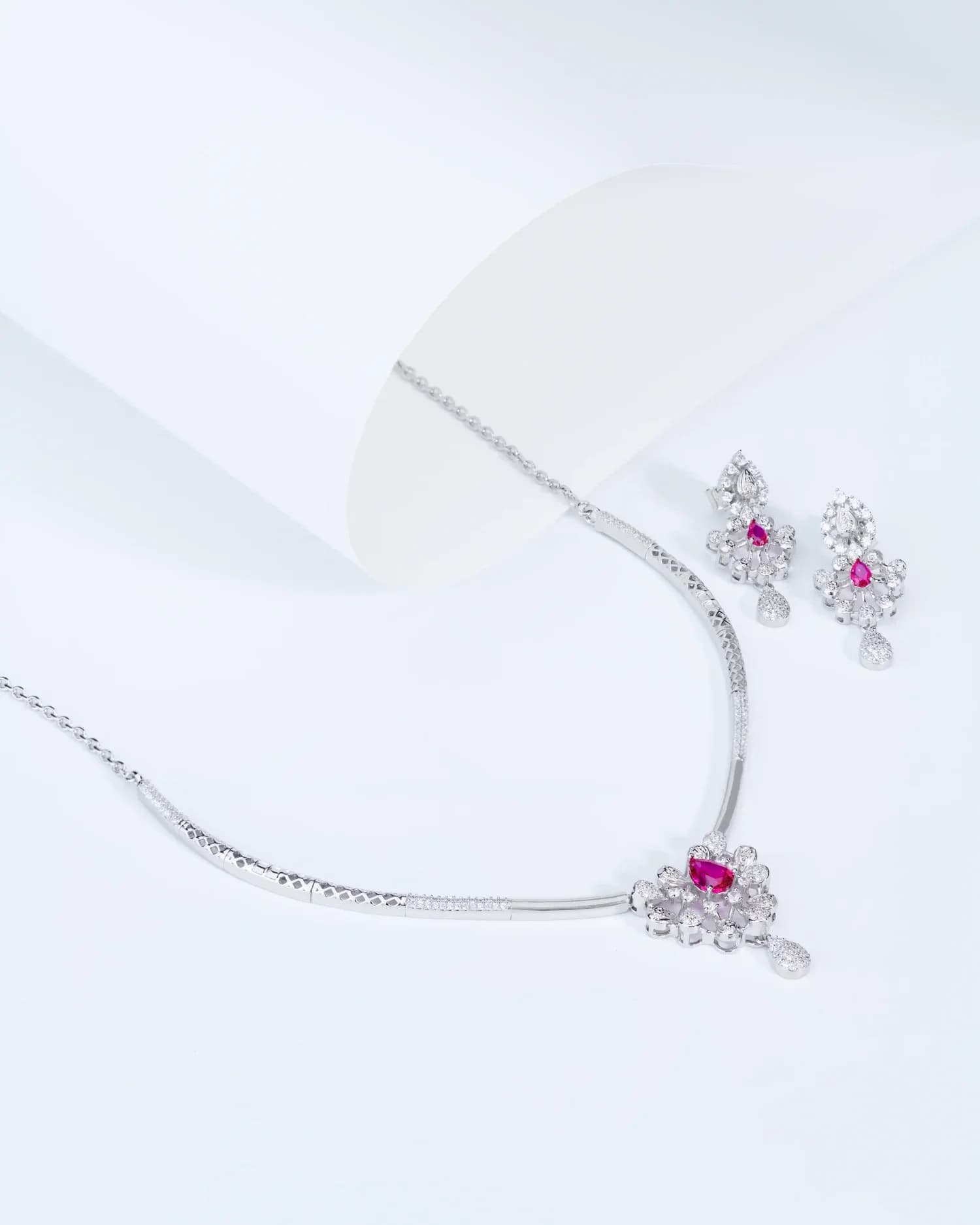 Ruby Fleur Necklace Set