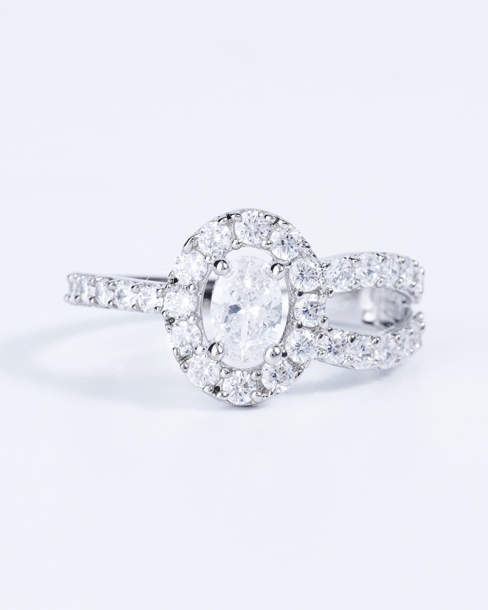 Classic Oval Halo Ring