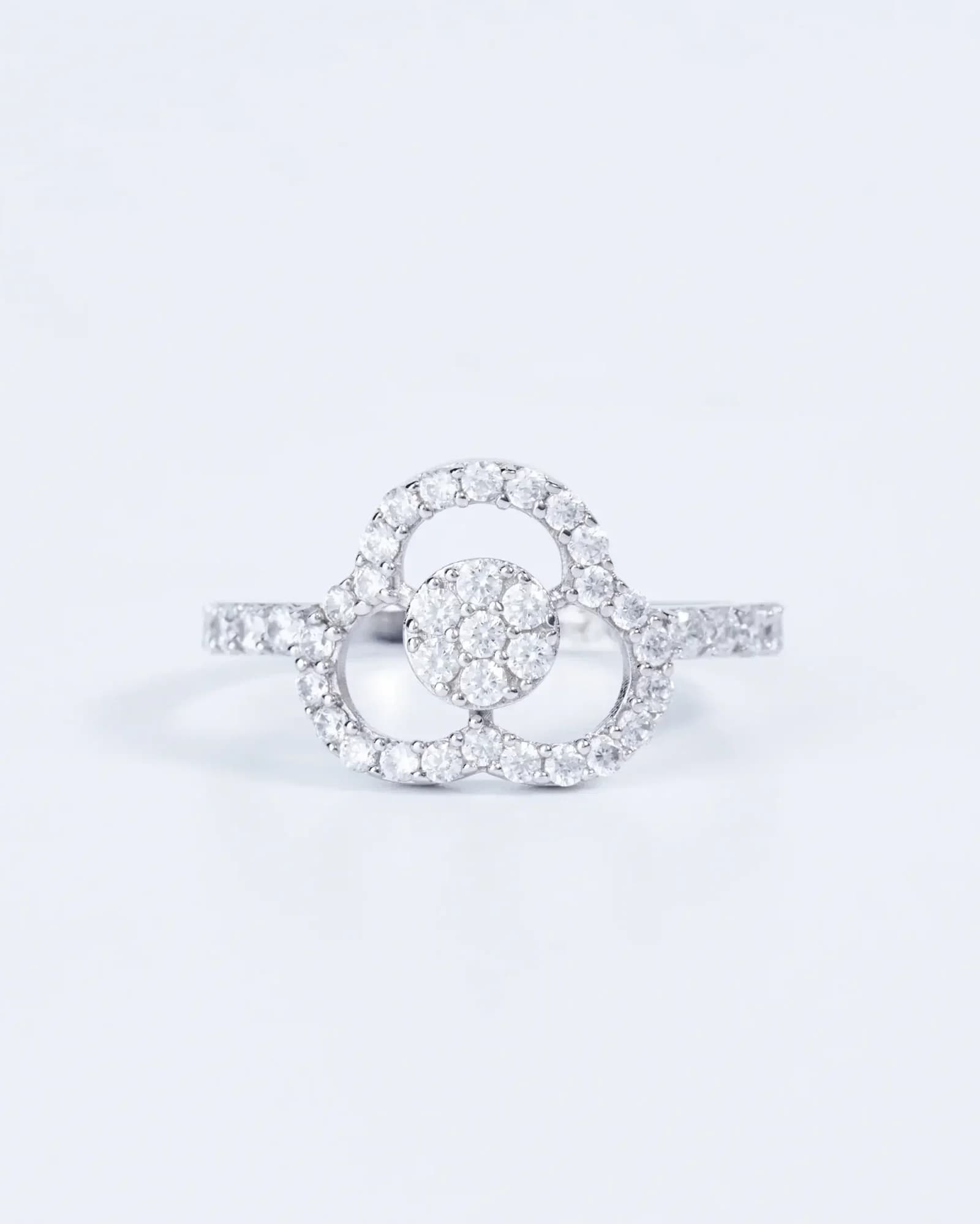 Clover Ring
