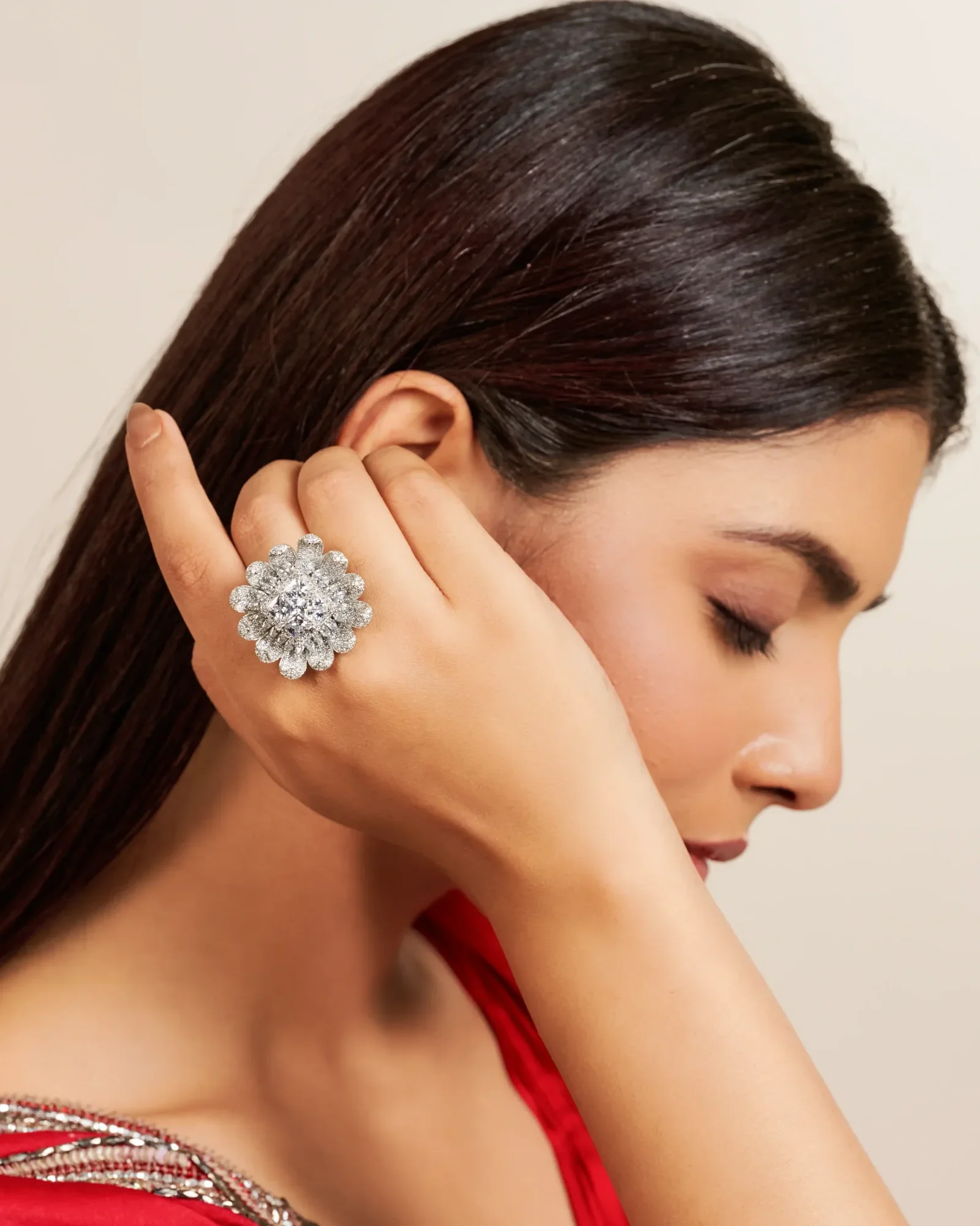 White Bloom Cocktail Ring